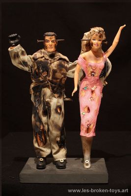 Happy couple kaki rose, création 2025, hauteur 35 cm
