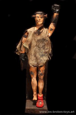 Hello Rambo, création 2025, hauteur 36 cm