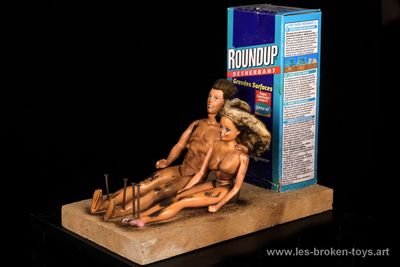 Happy couple (Cénotaphe contemporain)