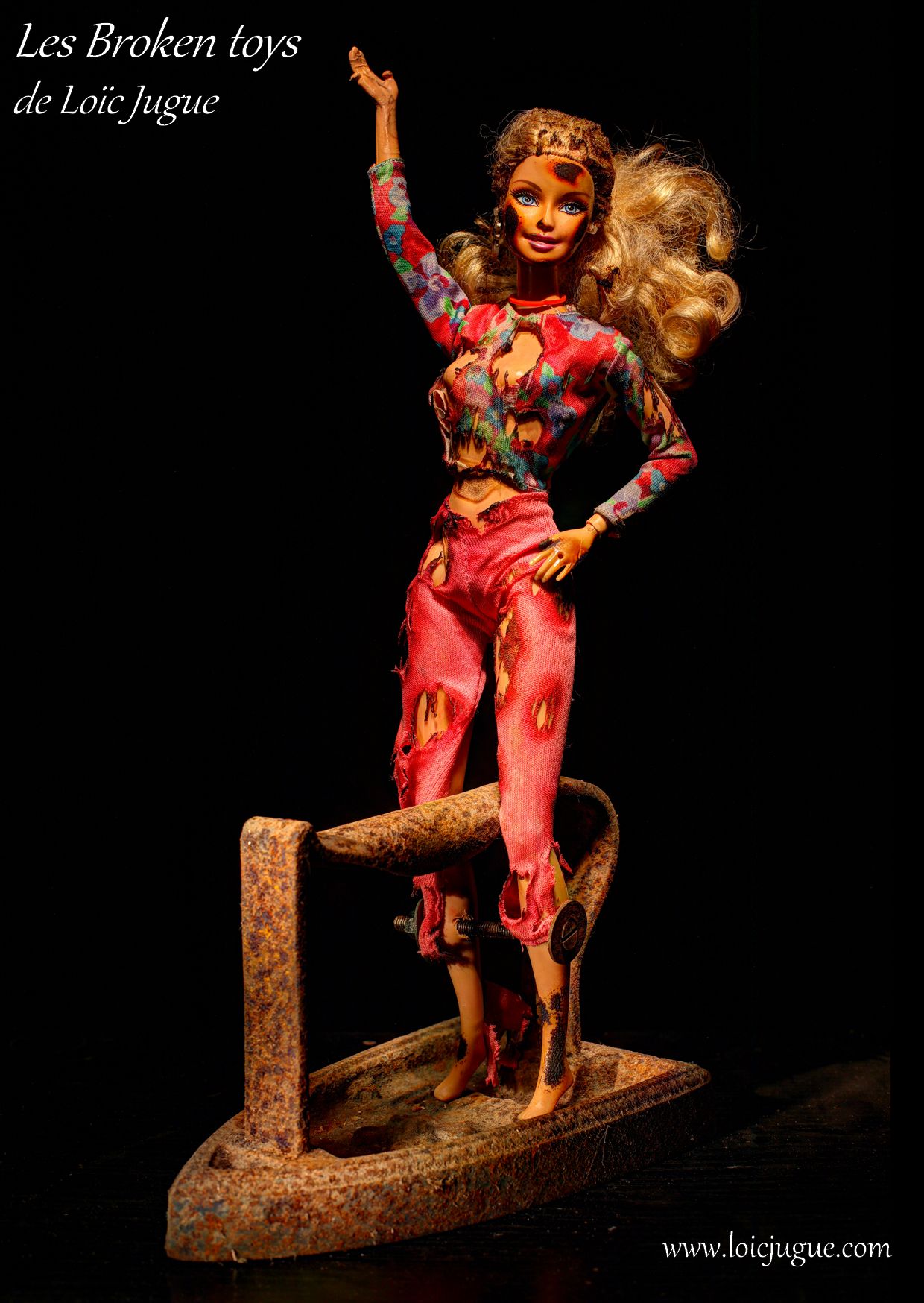 Les broken toys de Loïc Jugue: Vieux symbole rouillé
