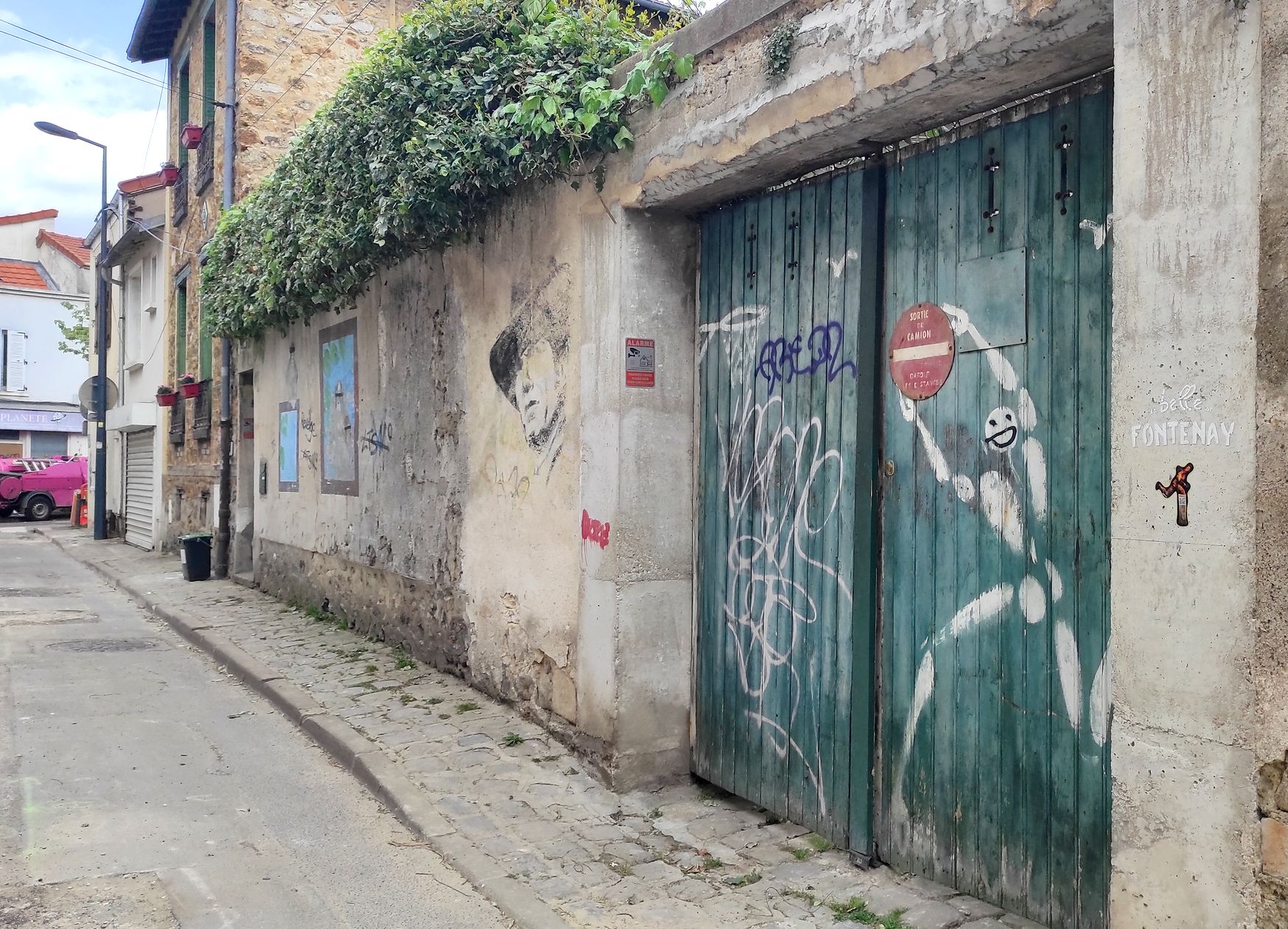 Street art Les Broken Toys de LBY !!!